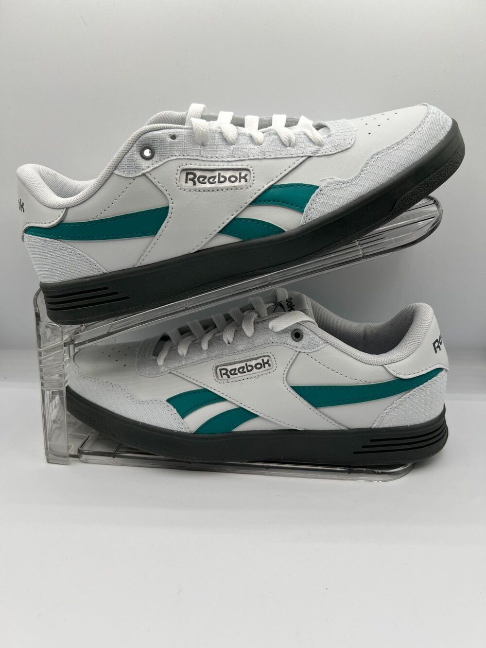 REEBOK  Court Advance unisex TRAINERS SPORTS  SHOES WHITE SIZE 8.5 NEW